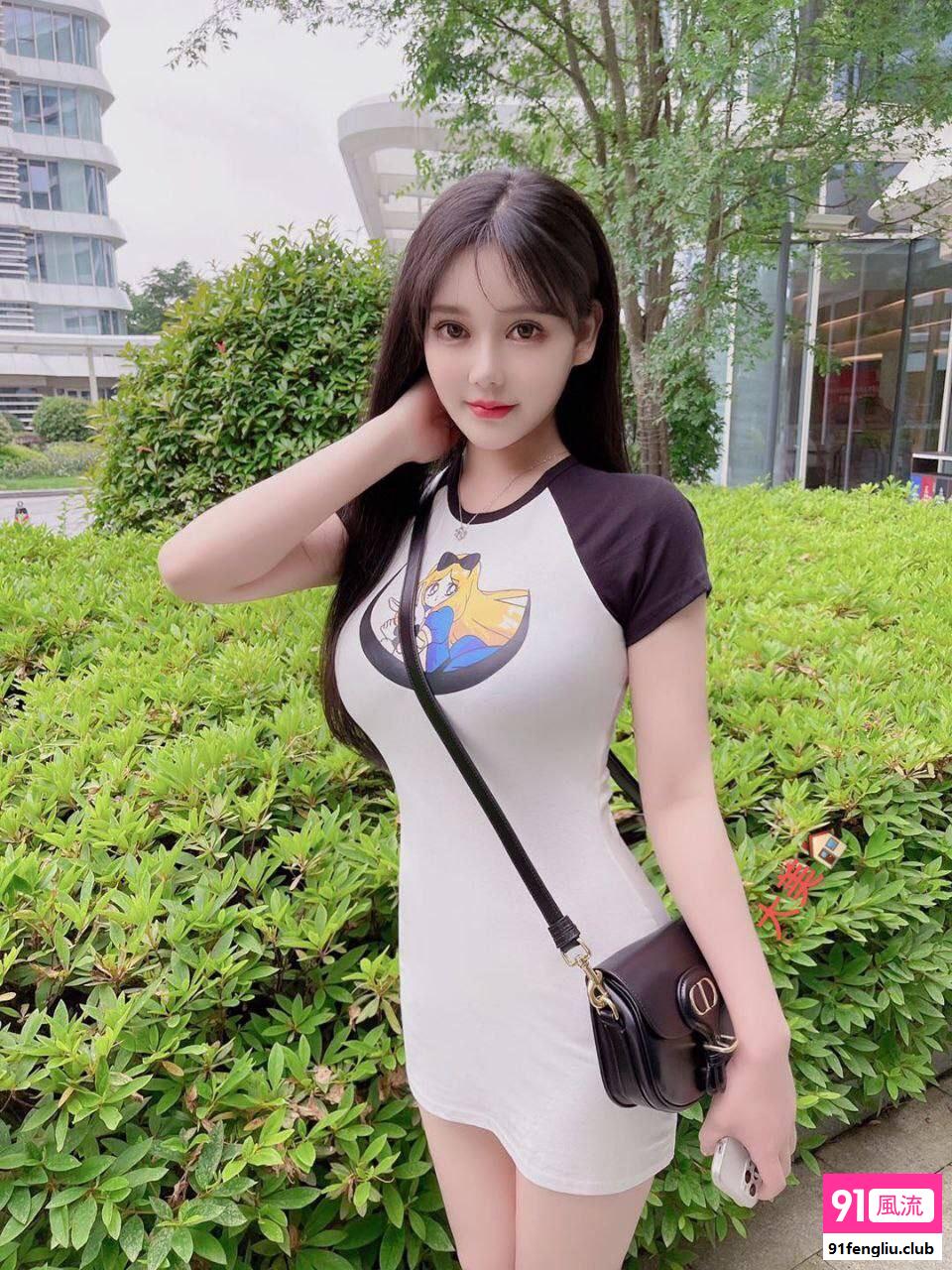 QQ群:696819628  撩人混血小姐姐